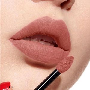 Dior Rouge Dior Forever Liquid lipstick non transferable.  Color Forever Nude.